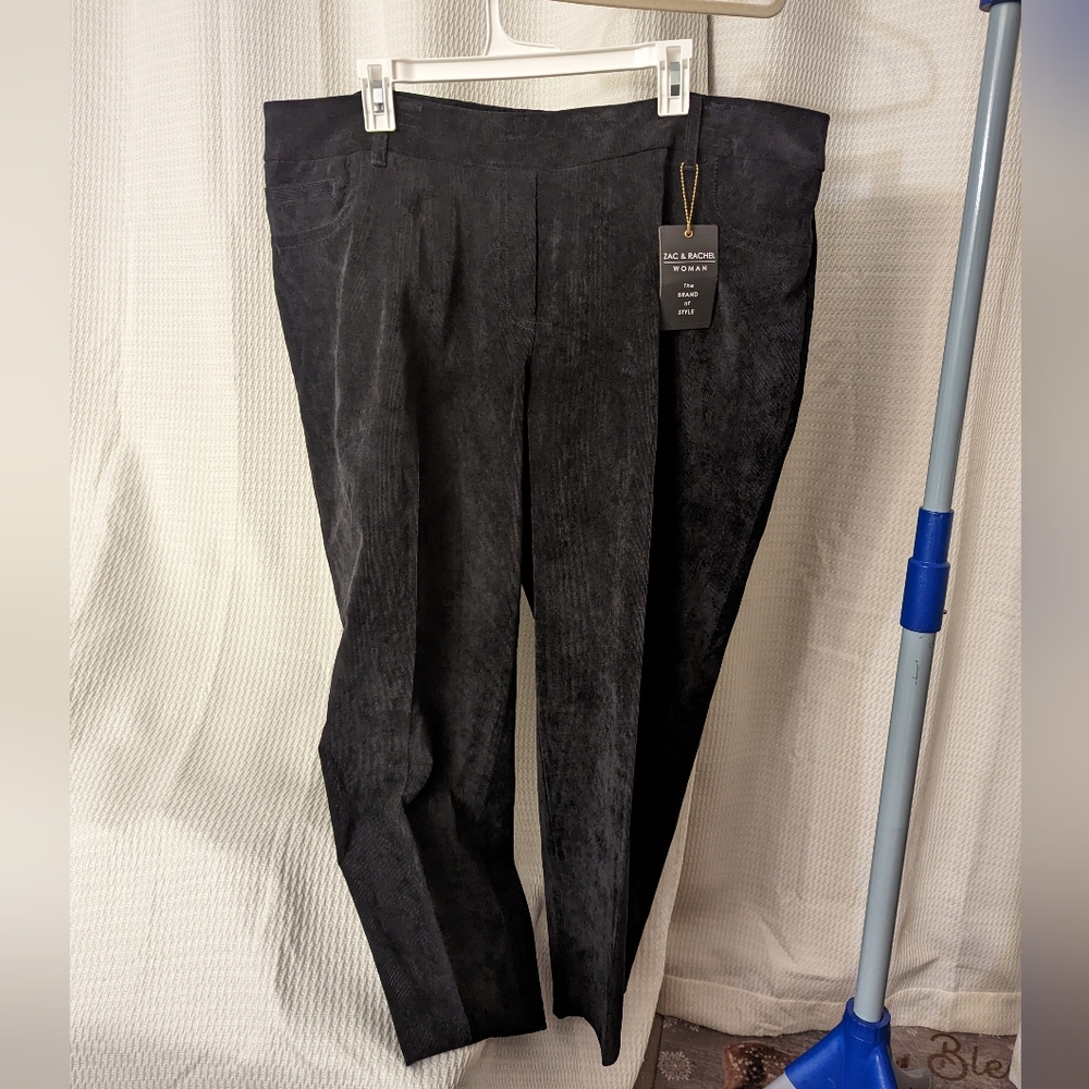 NWT 20W Zac & Rachel black corduroy pants